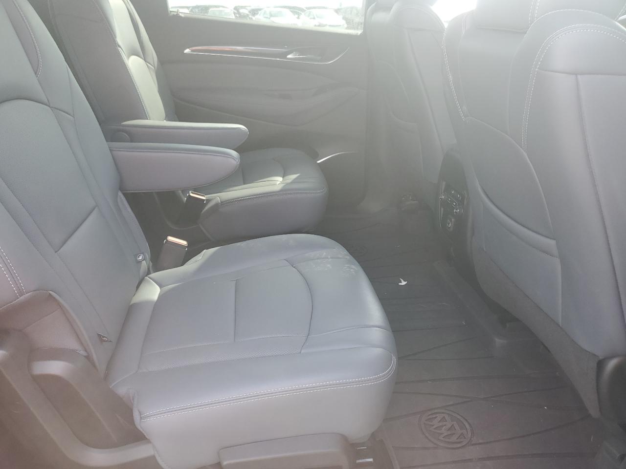 2022 Buick Enclave VIN 5GAERBKW8NJ127641 Copart auction photo, front end / minor dent/scratches damage thumbnail 11