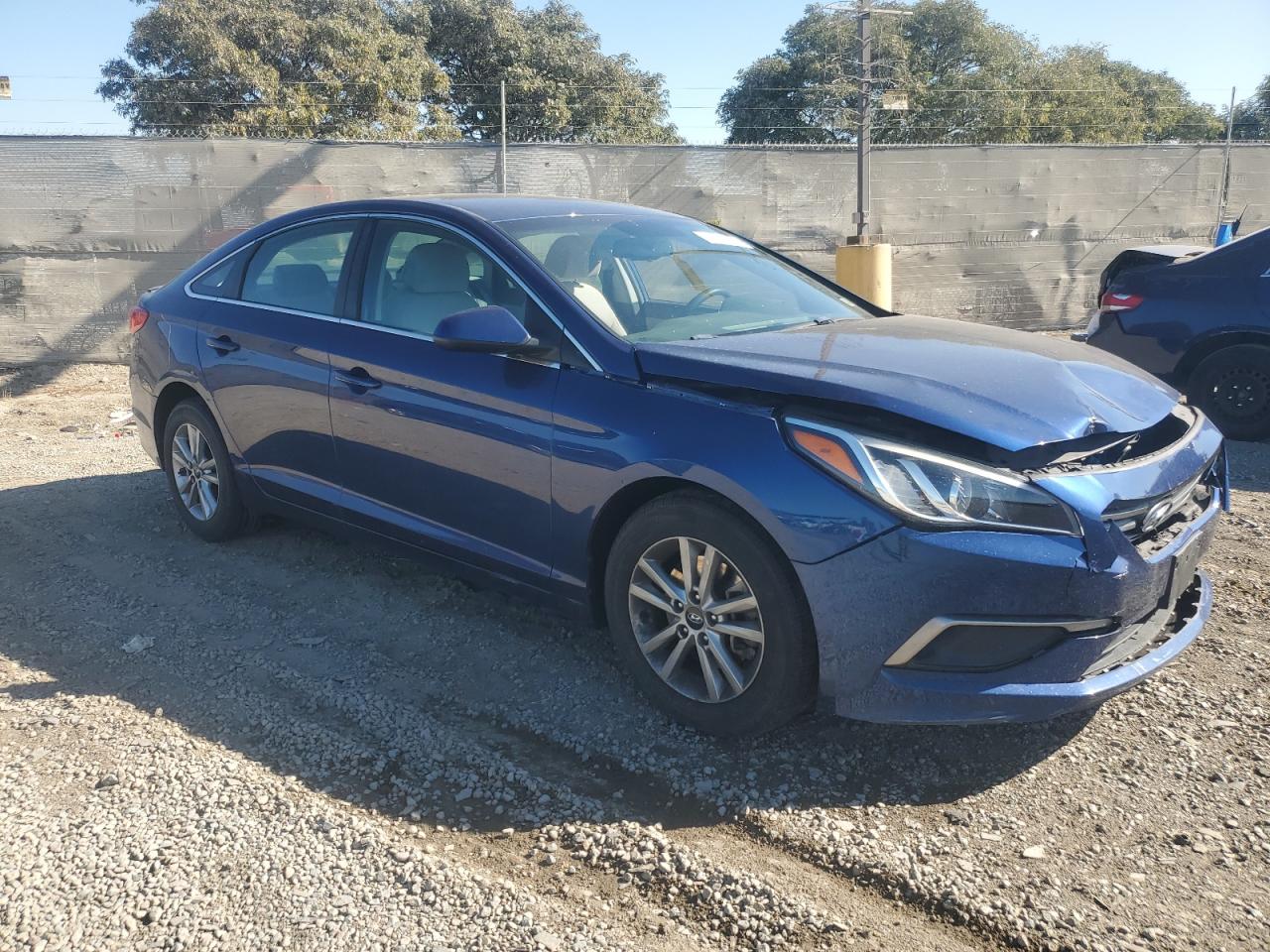 2016 Hyundai Sonata VIN 5NPE24AF9GH327939 Copart auction photo, front end damage thumbnail 4