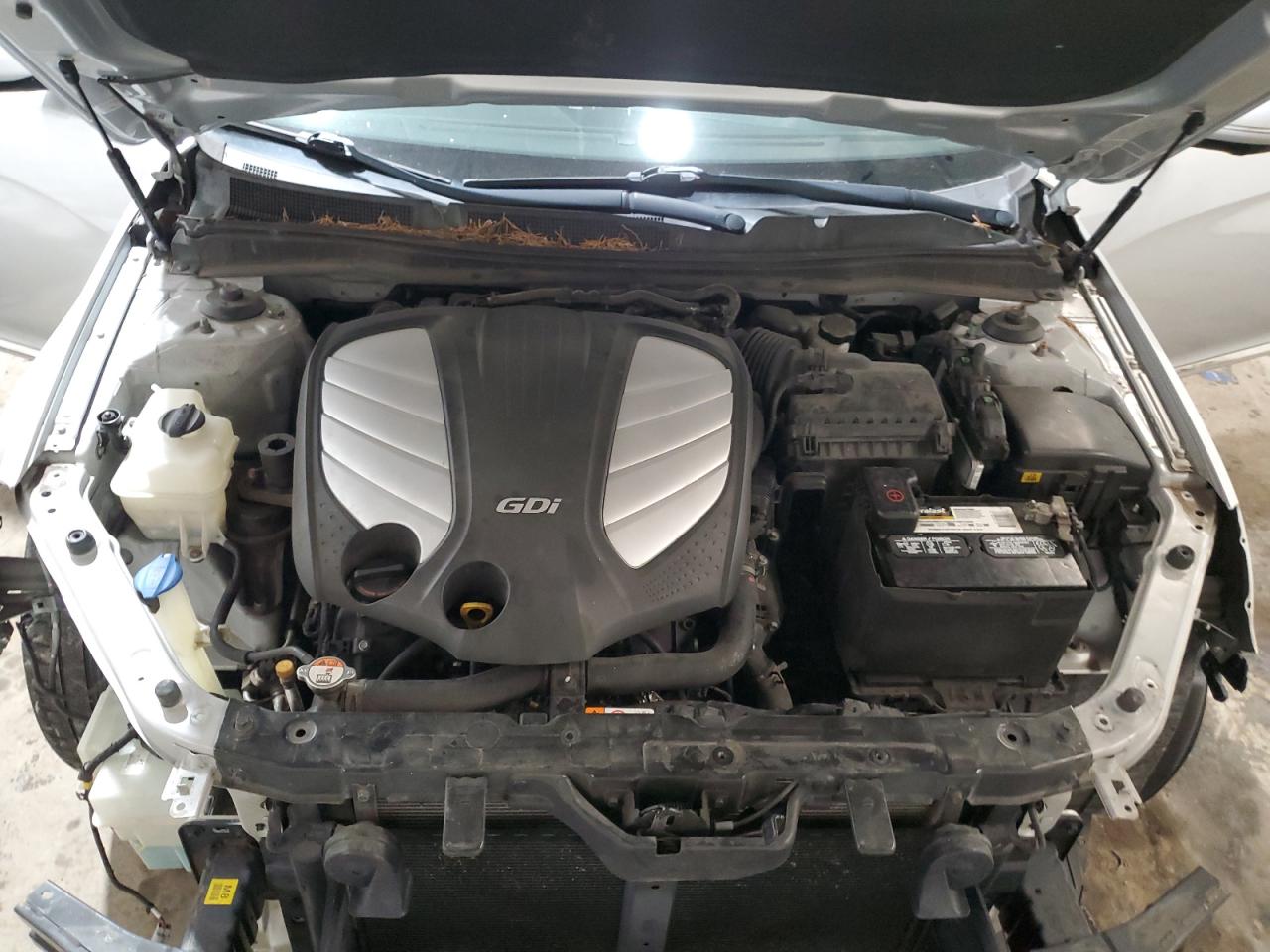 2016 KIA Cadenza VIN KNALN4D73G5207389 Copart auction photo, all over / front end damage thumbnail 11