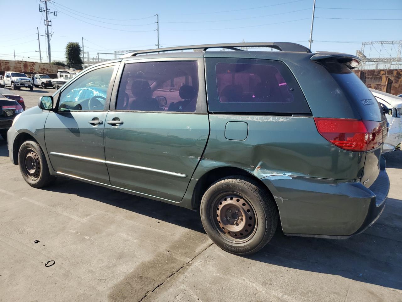 2004 Toyota Sienna VIN 5TDZA23C94S112871 Copart auction photo, side damage thumbnail 2