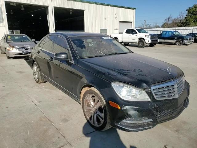 2013 Mercedes-Benz C-klasse VIN WDDGF4HB5DG128389 Copart auction photo, rear end damage thumbnail 10
