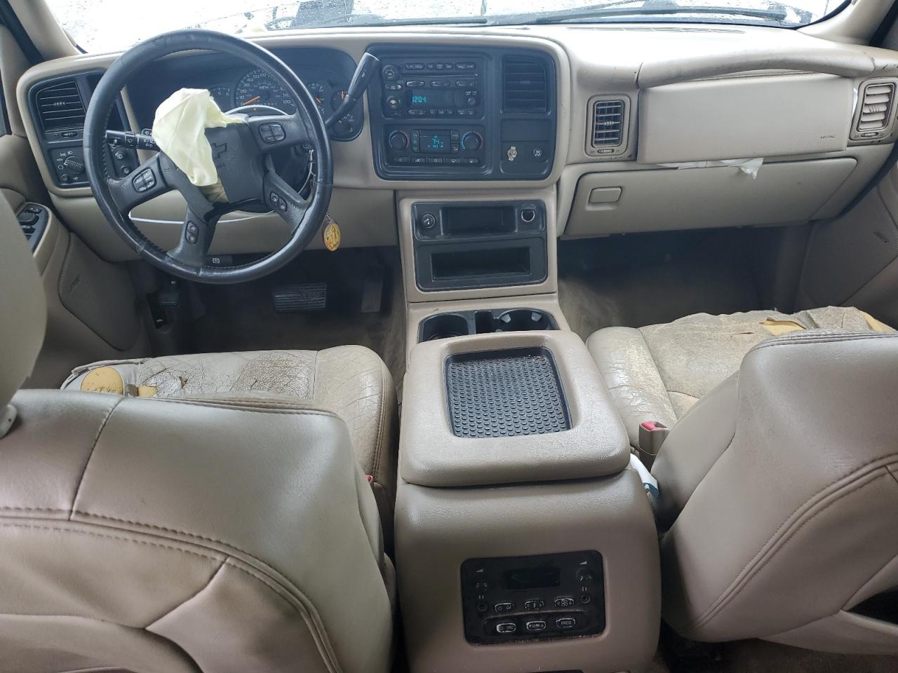 2006 Chevrolet Suburban VIN 1GNEC16ZX6J175469 Copart auction photo, front end damage thumbnail 8