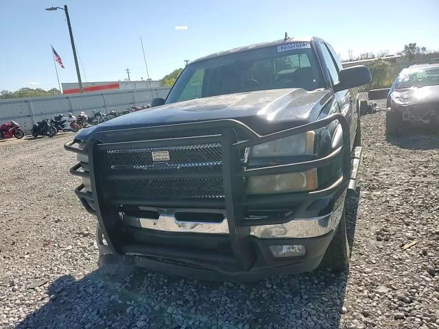 2006 Chevrolet Silverado VIN 2GCEK19B961327780 Copart auction photo, front end damage thumbnail 11