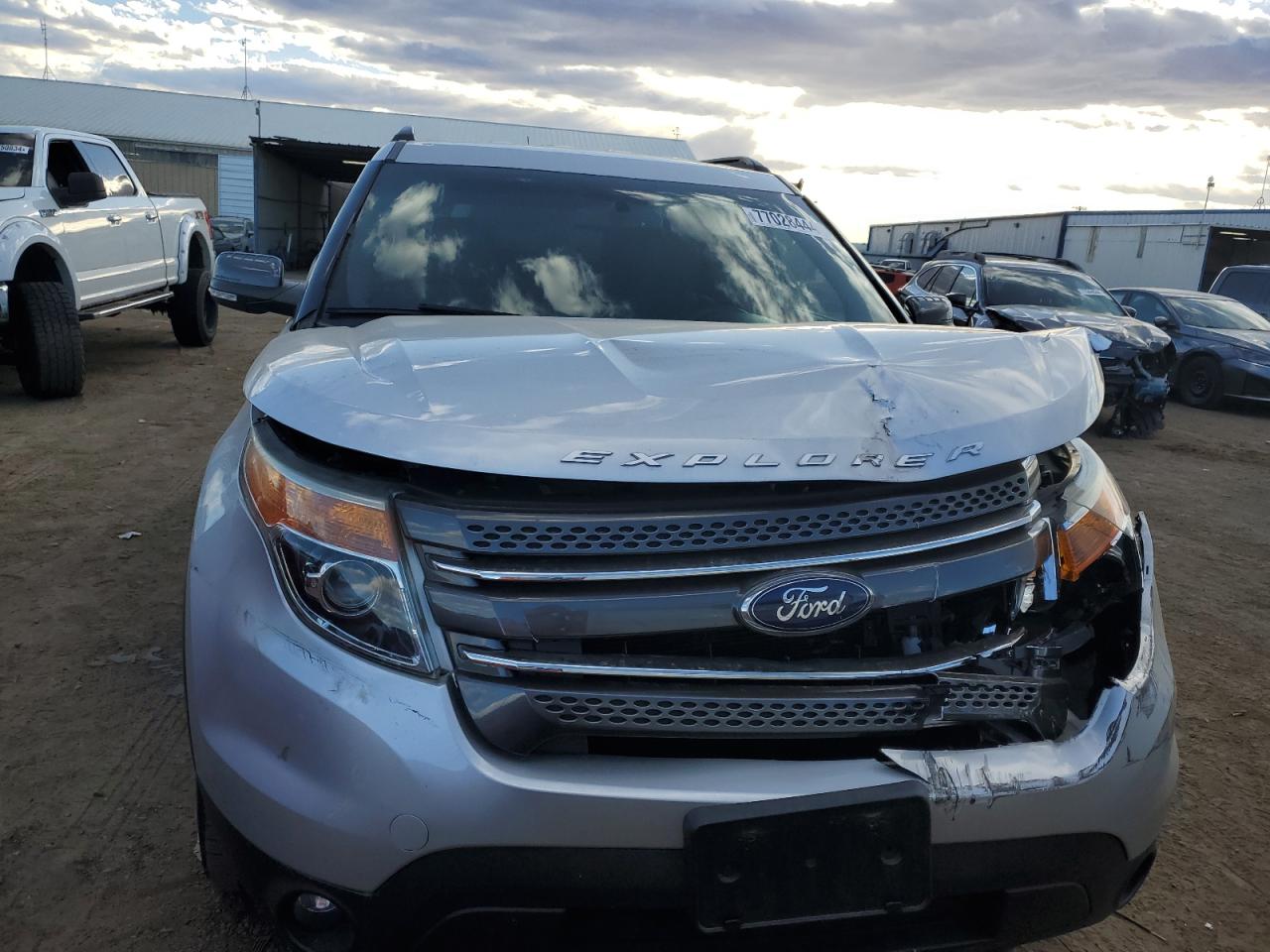 2015 Ford Explorer VIN 1FM5K8D8XFGB57206 Copart auction photo, front end damage thumbnail 5