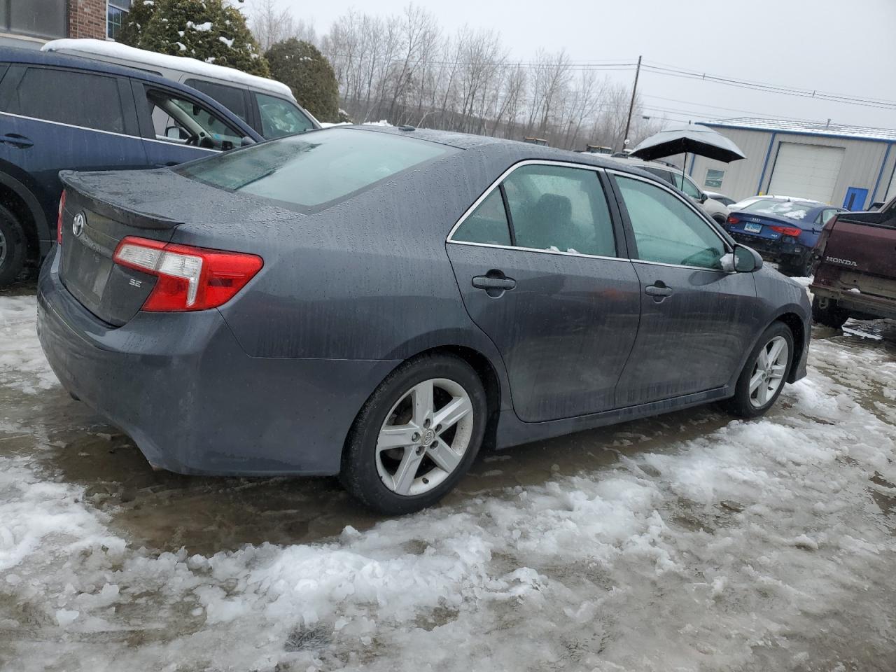 2012 Toyota Camry VIN 4T1BF1FK7CU616499 Copart auction photo, minor dent/scratches damage thumbnail 3