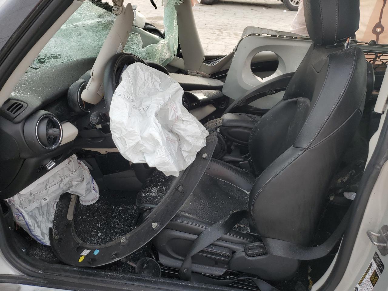 2015 MINI Cooper VIN WMWXM5C50F3A56650 Copart auction photo, all over damage thumbnail 7