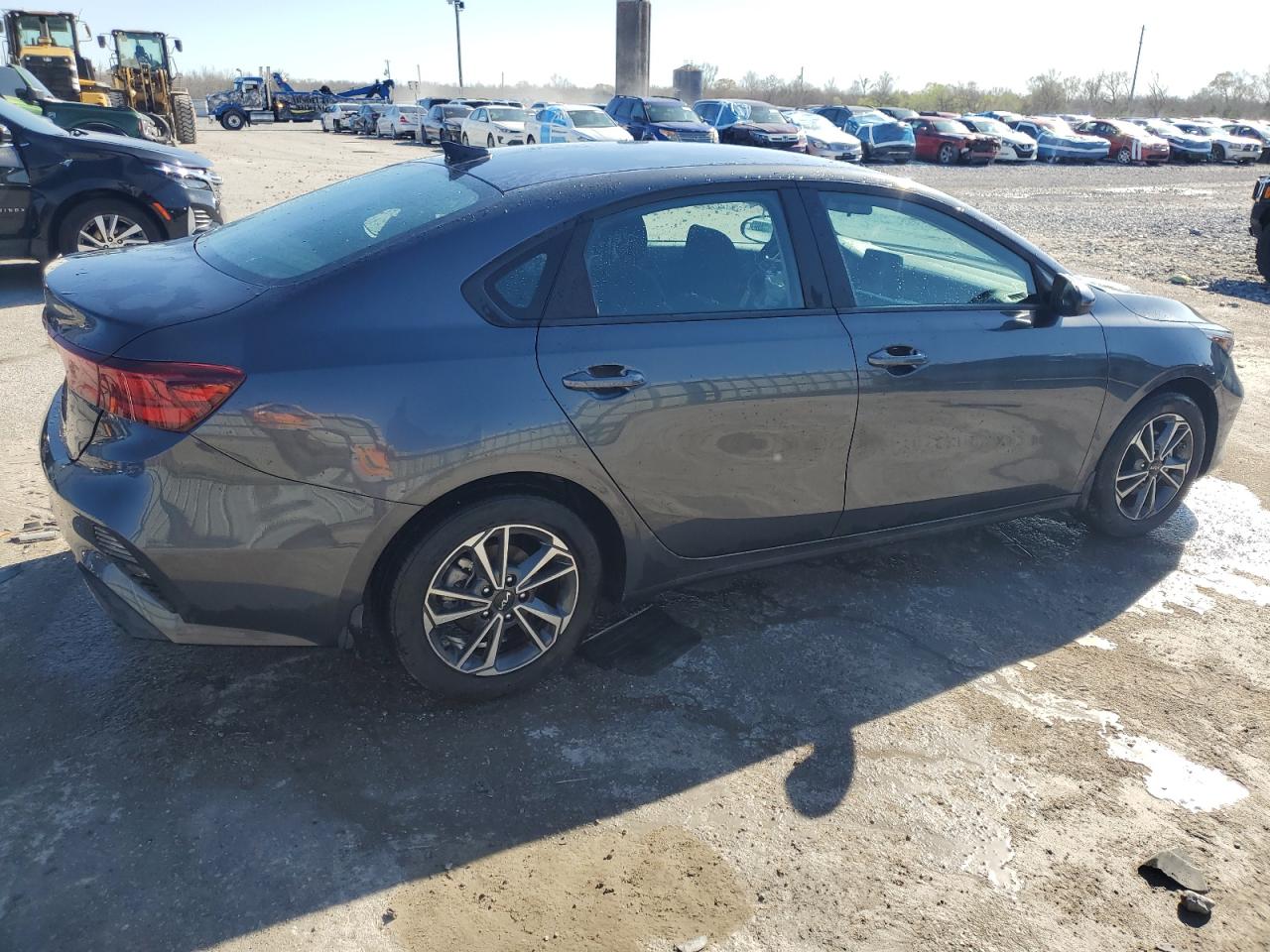 2024 KIA Forte VIN 3KPF24AD1RE793844 Copart auction photo, front end damage thumbnail 3