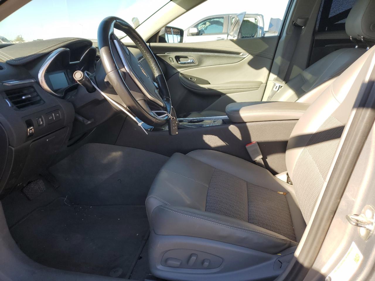 2018 Chevrolet Impala VIN 1G1105S32JU103691 Copart auction photo, side / rear end damage thumbnail 7