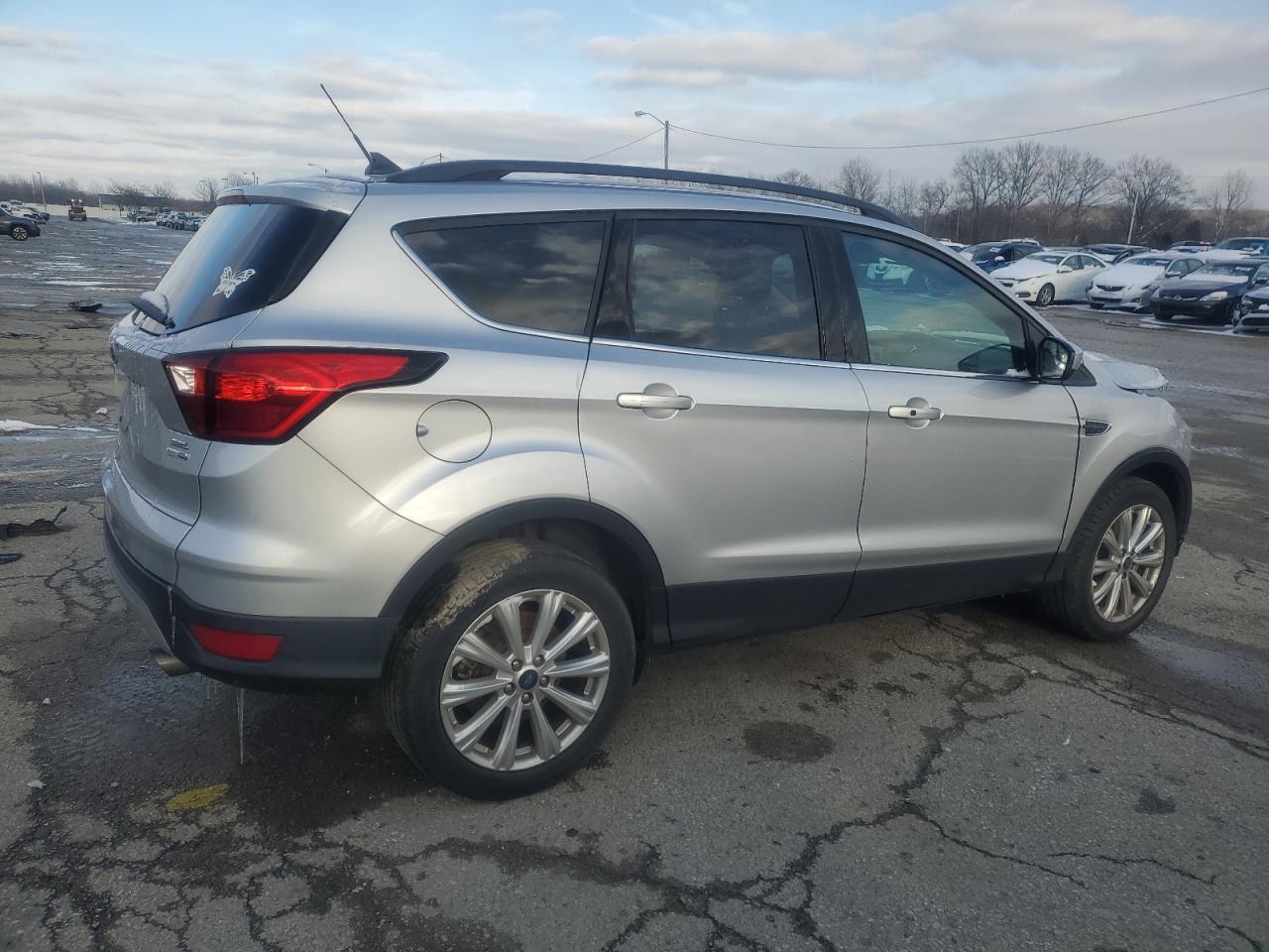 2019 Ford Escape VIN 1FMCU9HDXKUA95378 Copart auction photo, front end damage thumbnail 3