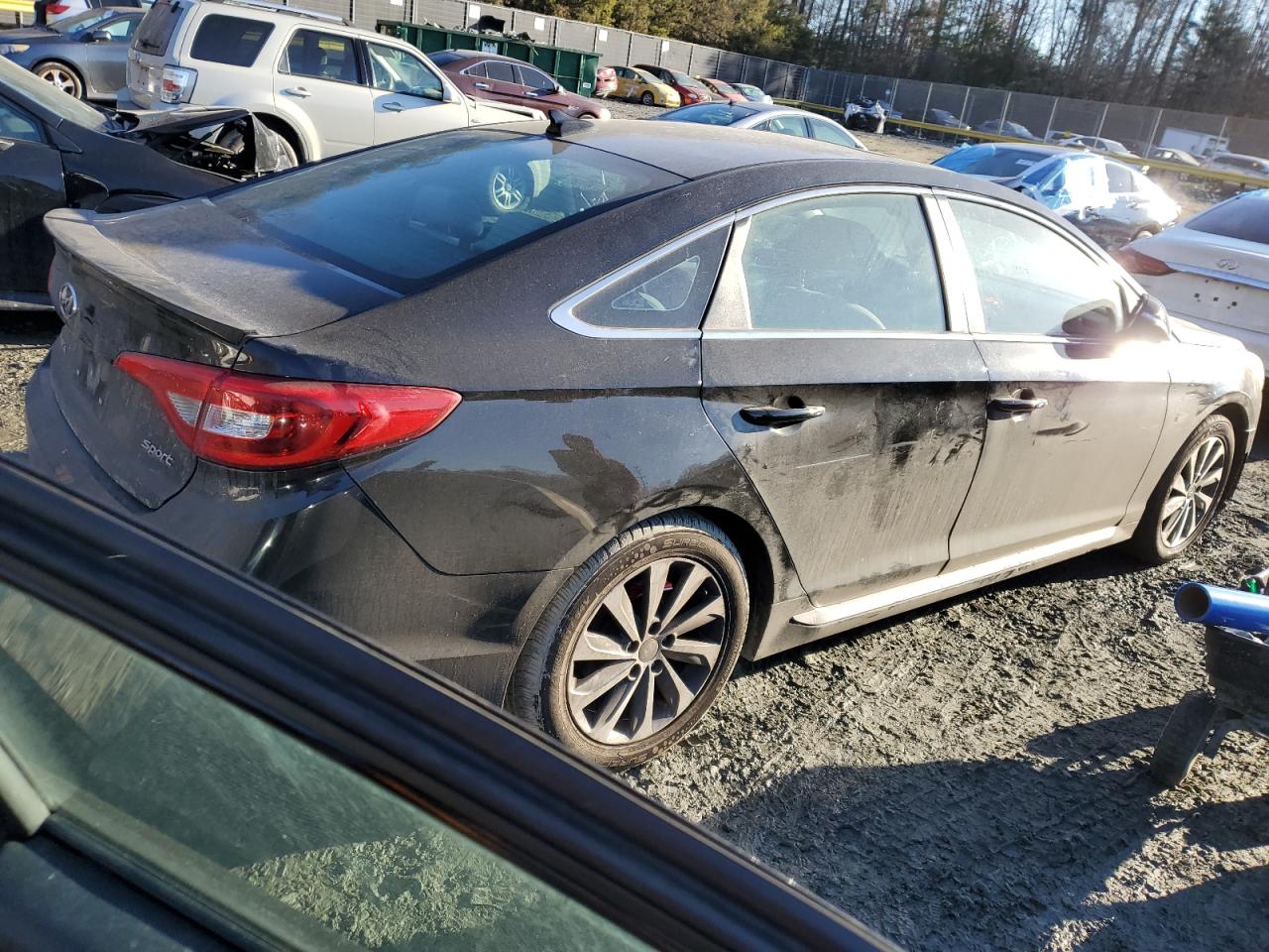 2015 Hyundai Sonata VIN 5NPE34AF8FH049742 Copart auction photo, vandalism / minor dent/scratches damage thumbnail 3