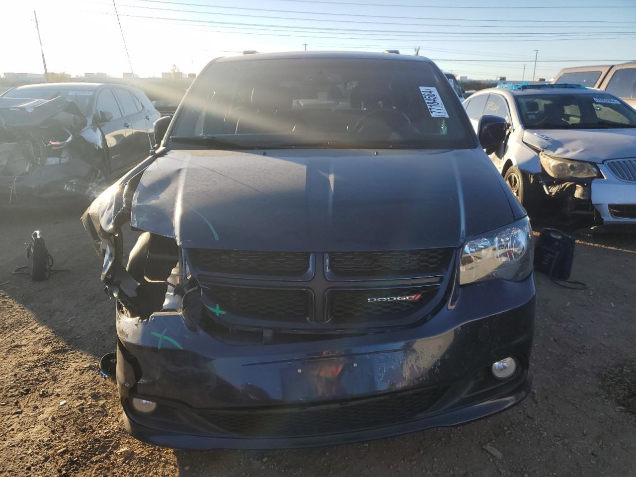 2017 Dodge Caravan VIN 2C4RDGEG1HR738191 Copart auction photo, frame damage / front end damage thumbnail 5
