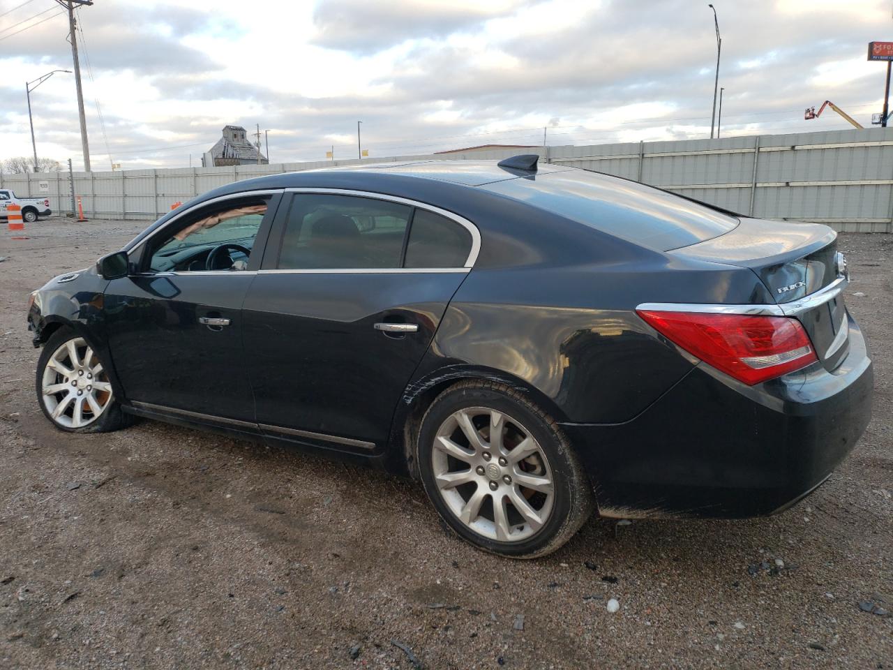 2015 Buick LaCrosse VIN 1G4GD5G39FF248233 Copart auction photo, front end / rear end damage thumbnail 2
