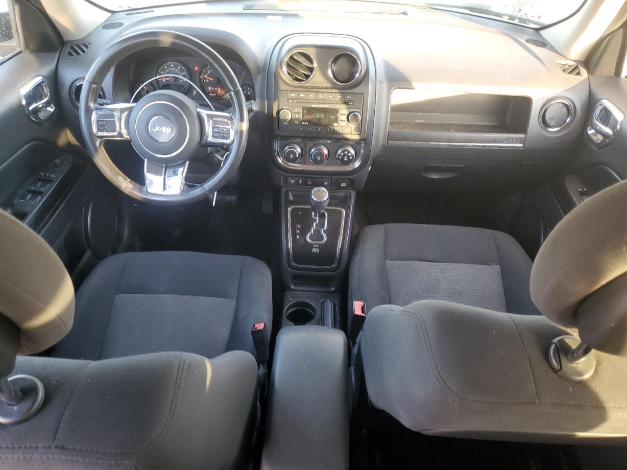 2014 Jeep Liberty (Patriot) VIN 1C4NJRFB1ED904715 Copart auction photo, normal wear damage thumbnail 8