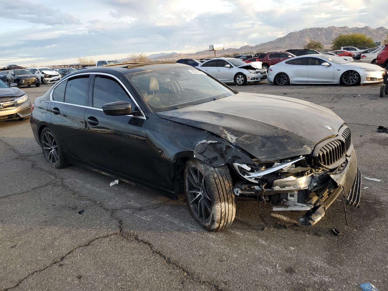 2020 BMW 3er VIN 3MW5R1J02L8B34032 Copart auction photo, all over damage thumbnail 4