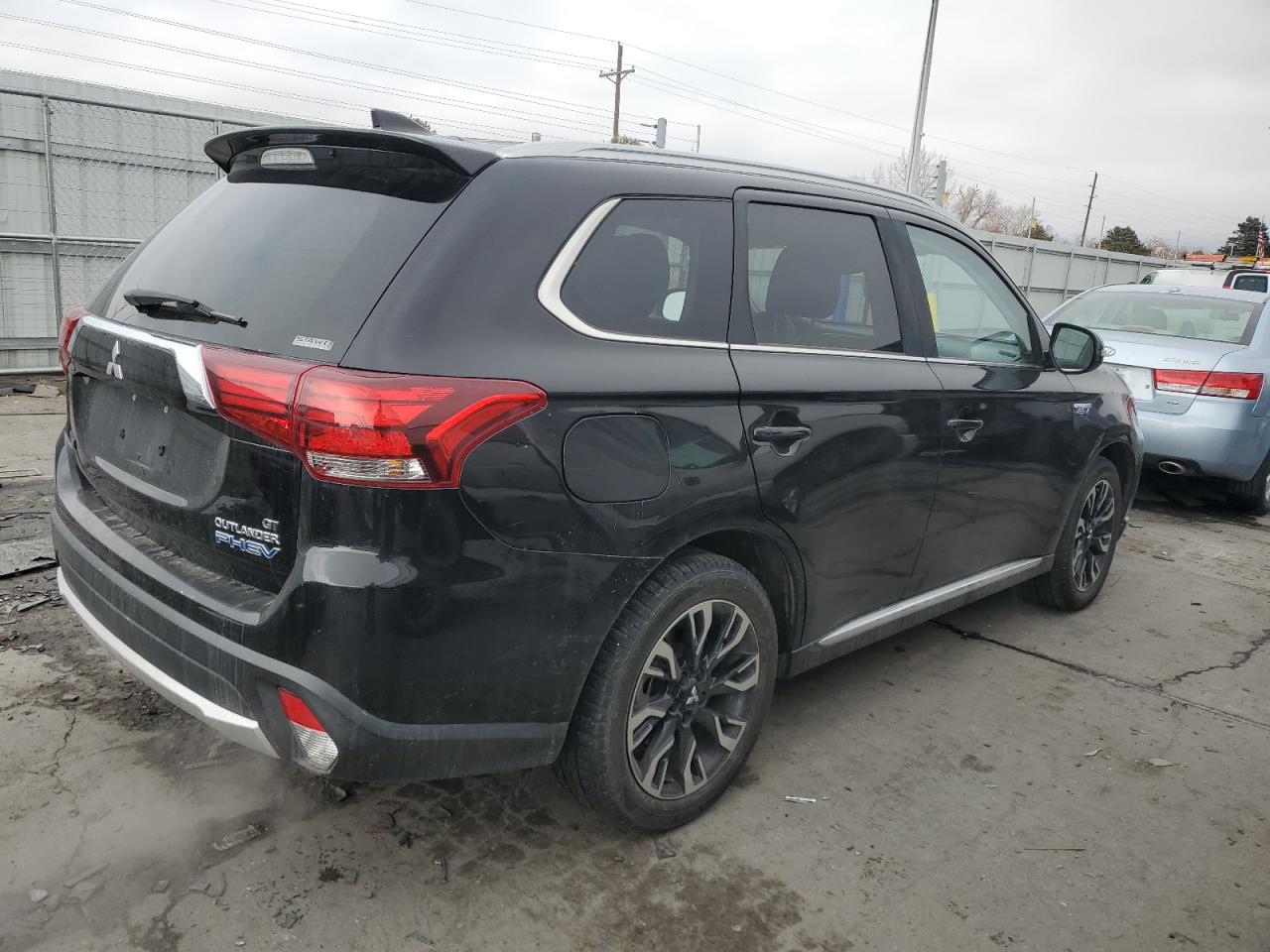 2018 Mitsubishi Outlander VIN JA4J24A57JZ070795 Copart auction photo, front end / hail damage thumbnail 3