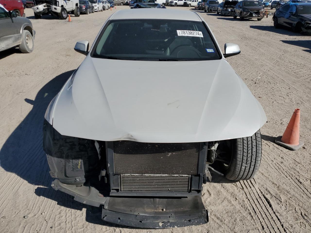 2016 BMW 3er VIN WBA8E1G53GNU11124 Copart auction photo, front end damage thumbnail 5