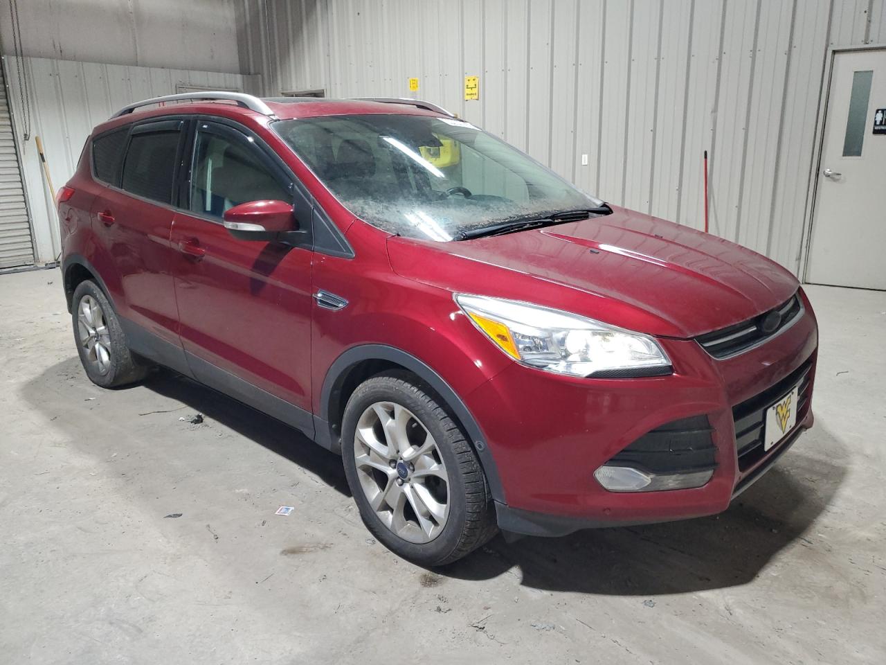2015 Ford Escape VIN 1FMCU9J9XFUC87251 Copart auction photo, minor dent/scratches damage thumbnail 4