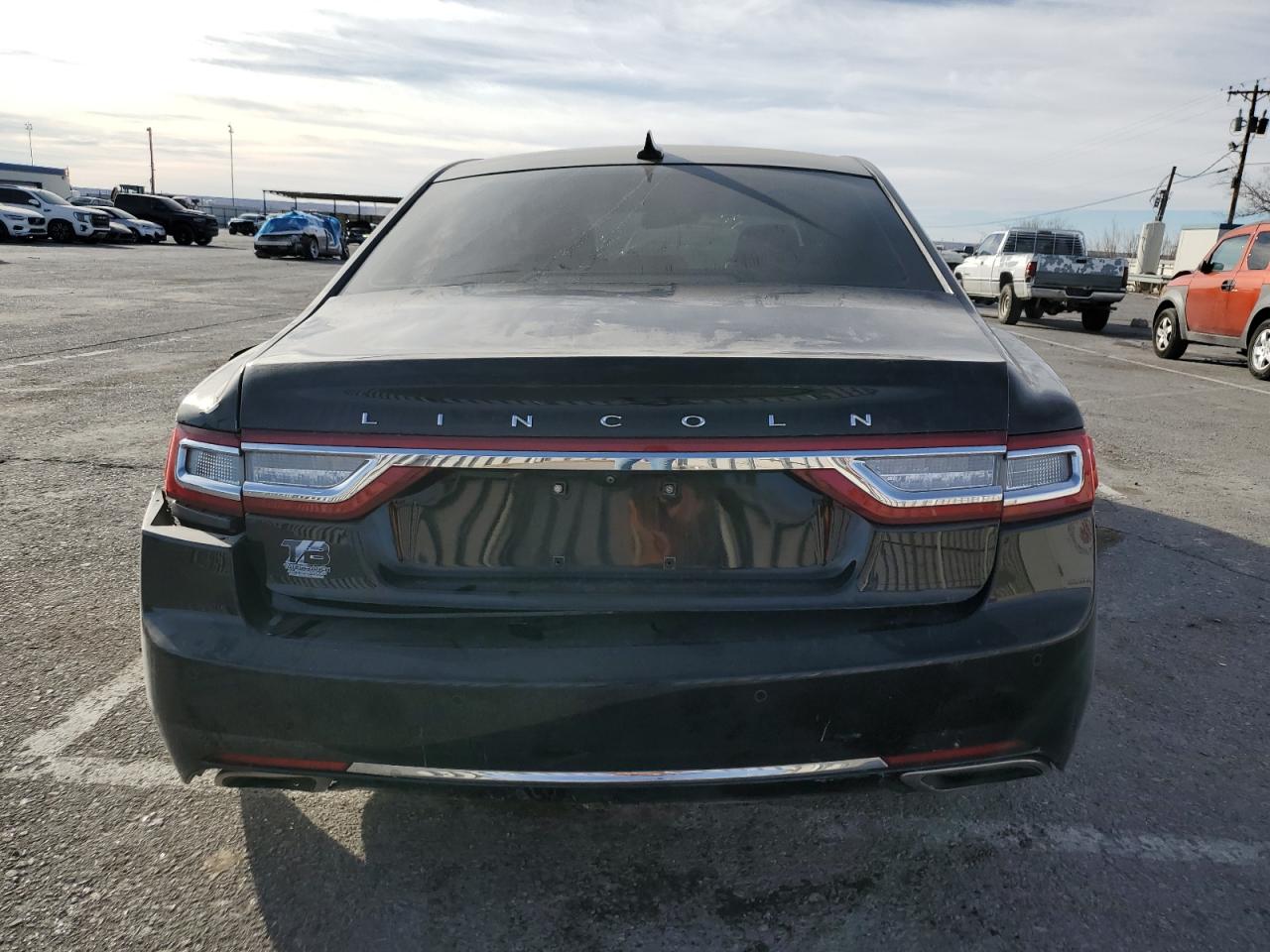 2018 Lincoln Continental VIN 1LN6L9SK2J5617937 Copart auction photo, all over damage thumbnail 6
