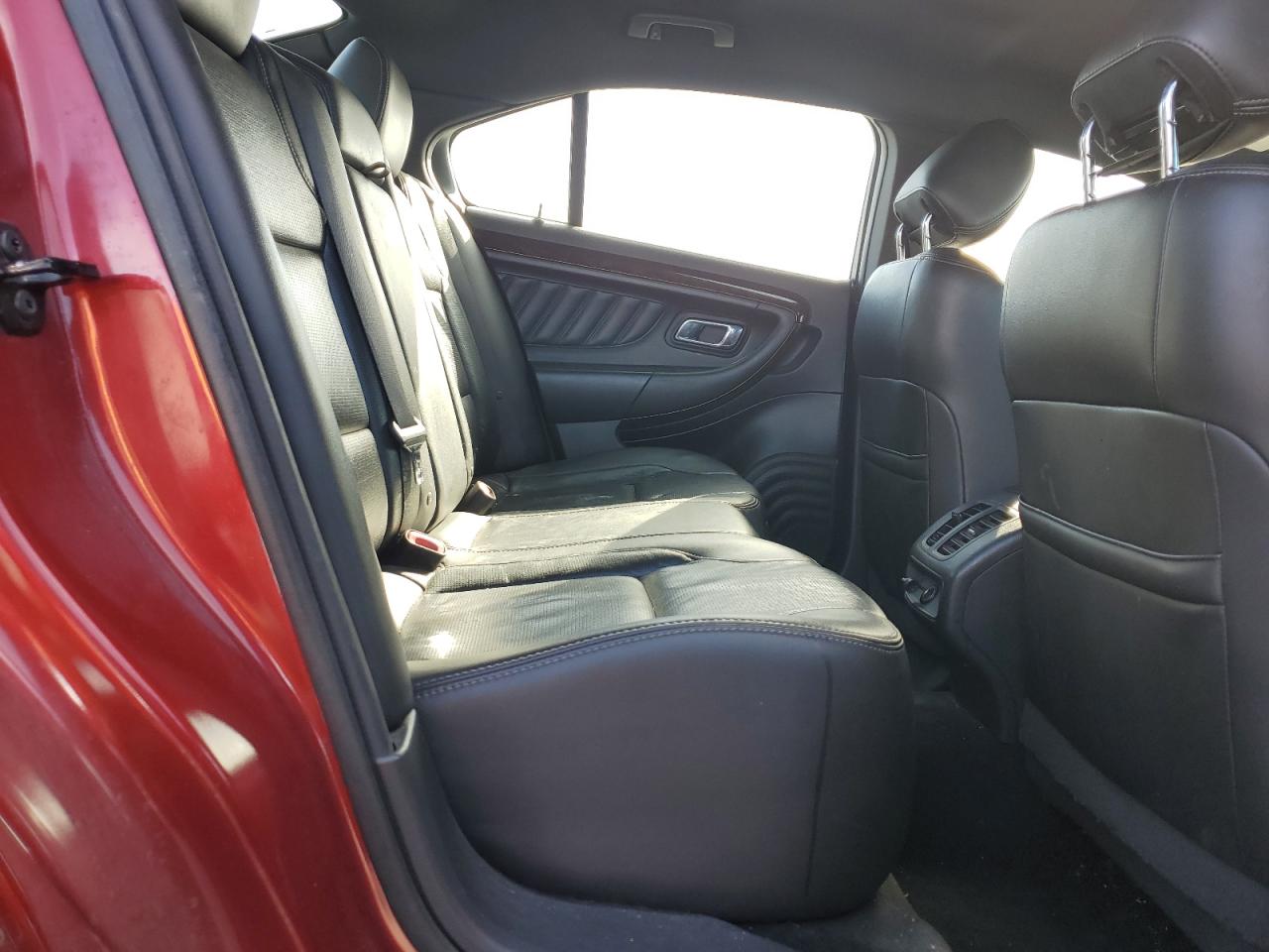 2016 Ford Taurus VIN 1FAHP2F83GG101872 Copart auction photo, minor dent/scratches damage thumbnail 10