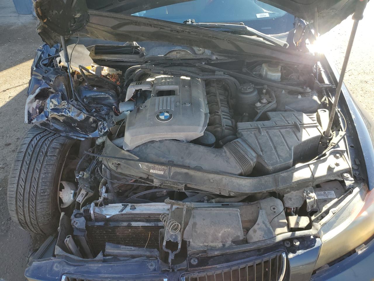 2006 BMW 3er VIN WBAVB135X6KX50464 Copart auction photo, front end damage thumbnail 11