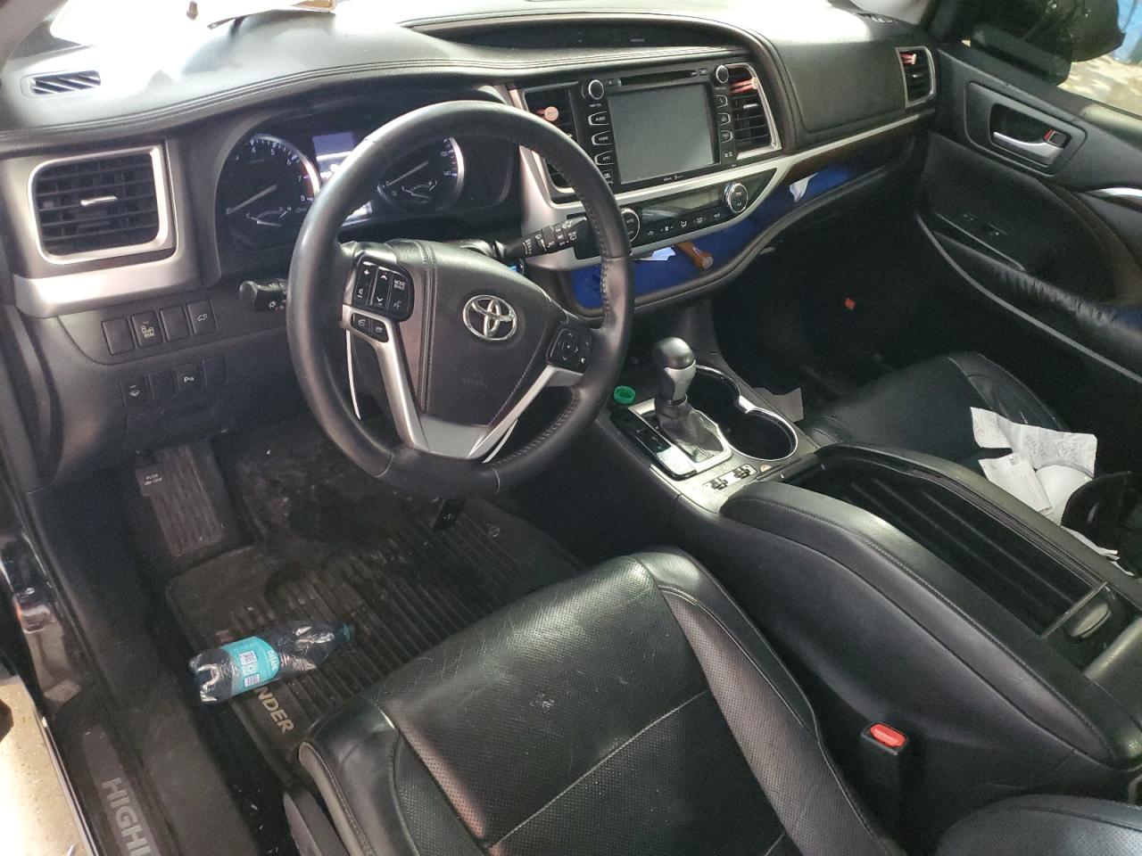 2015 Toyota Highlander VIN 5TDDKRFH0FS130492 Copart auction photo, all over damage thumbnail 8