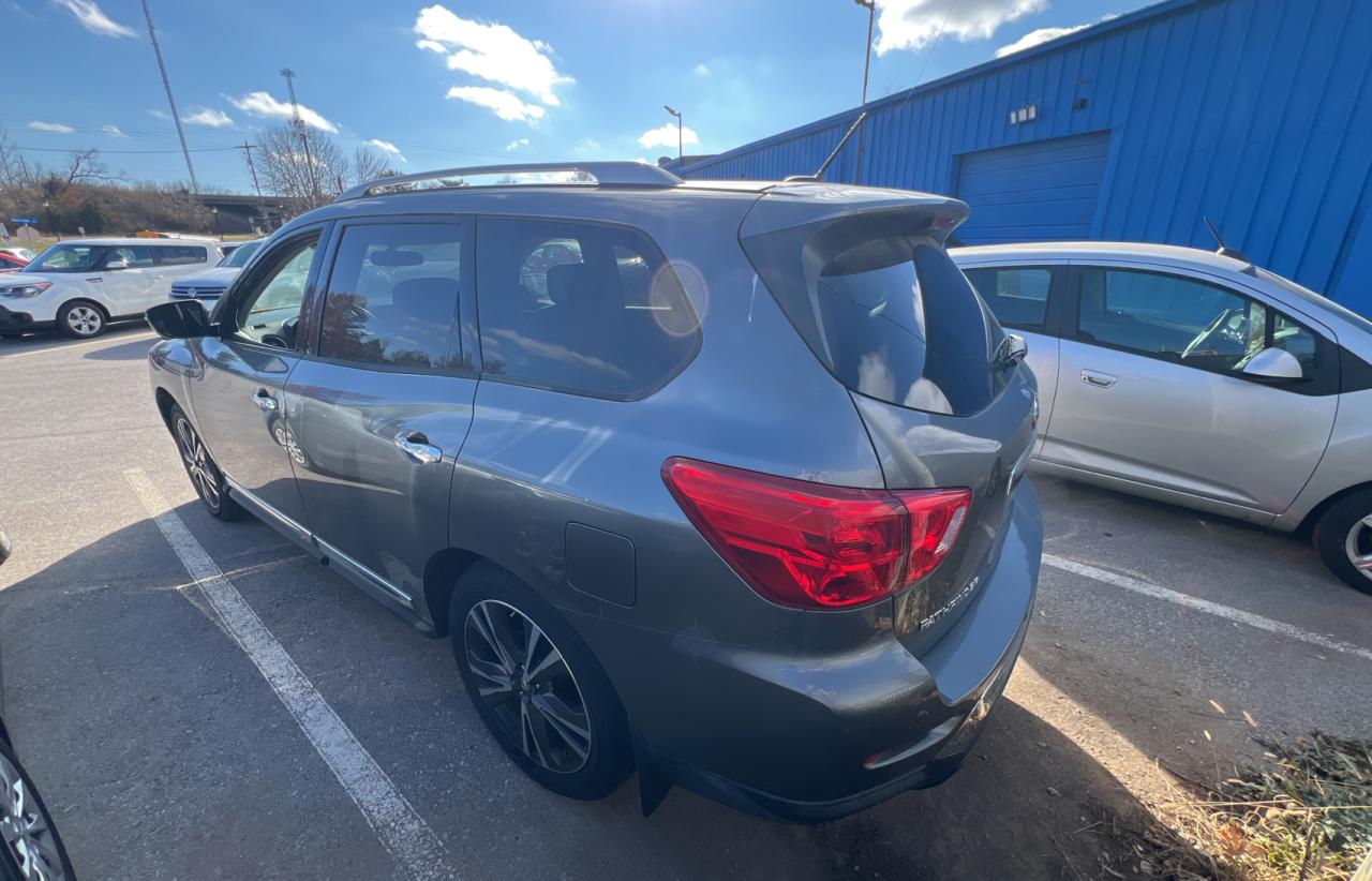 2018 Nissan Pathfinder VIN 5N1DR2MM2JC610719 Copart auction photo, normal wear / minor dent/scratches damage thumbnail 3