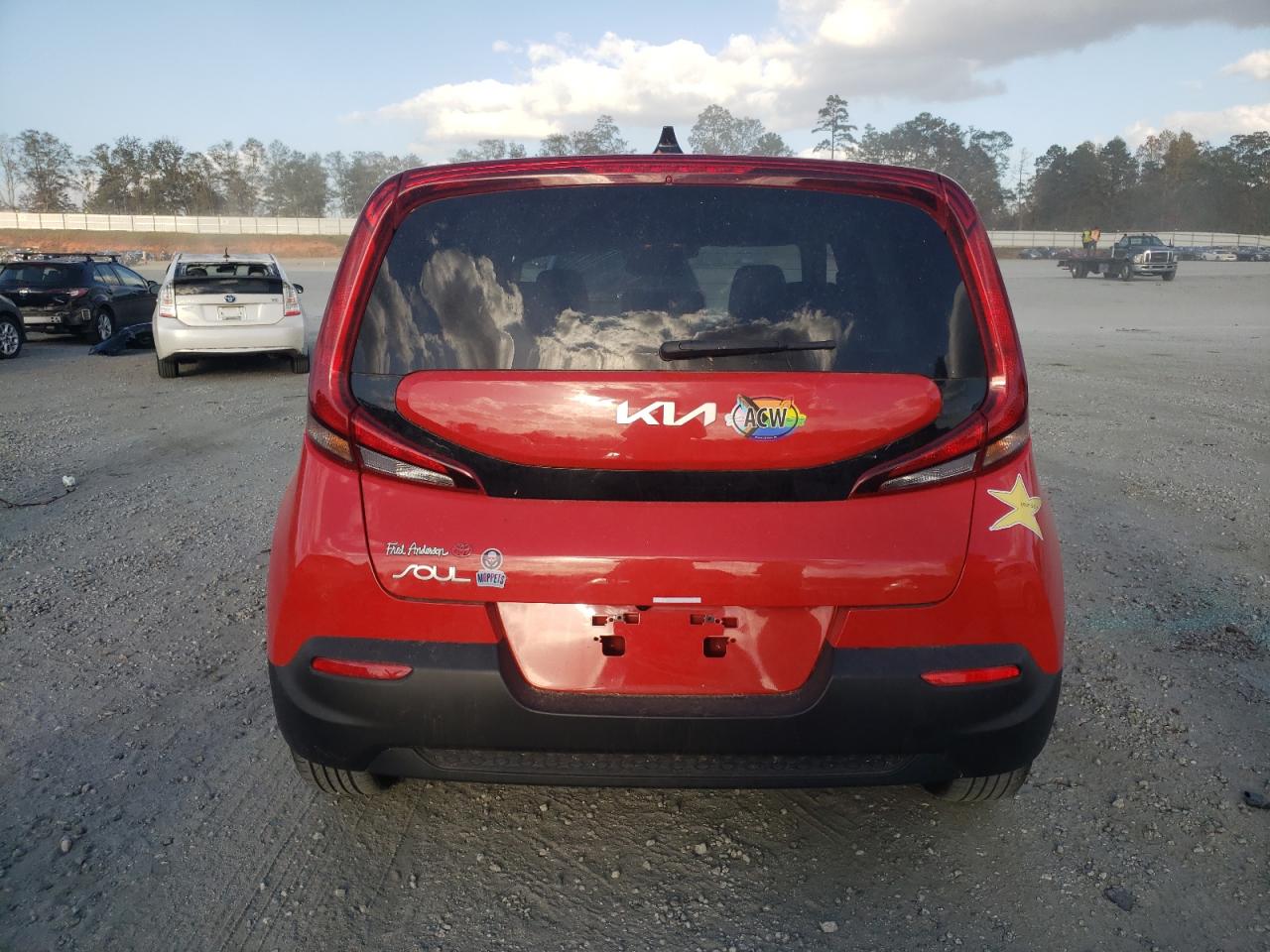 2022 KIA Soul VIN KNDJ23AU6N7170363 Copart auction photo, top/roof damage thumbnail 6