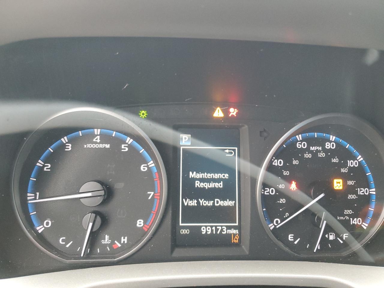 2018 Toyota RAV 4 VIN 2T3BFREV1JW736104 Copart auction photo, front end / minor dent/scratches damage thumbnail 9
