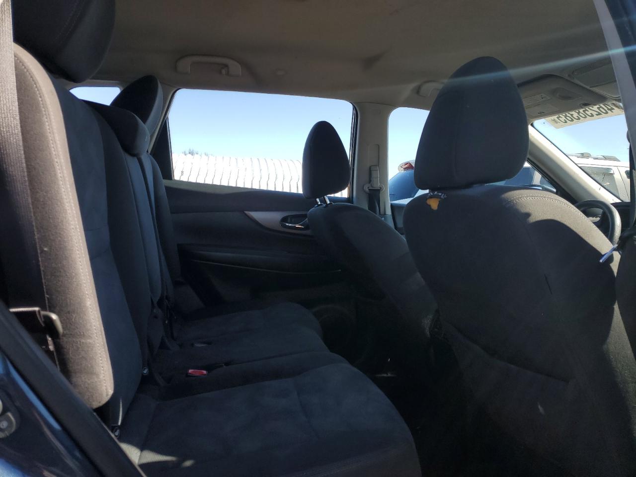 2016 Nissan Rogue VIN KNMAT2MV4GP606898 Copart auction photo, minor dent/scratches damage thumbnail 11