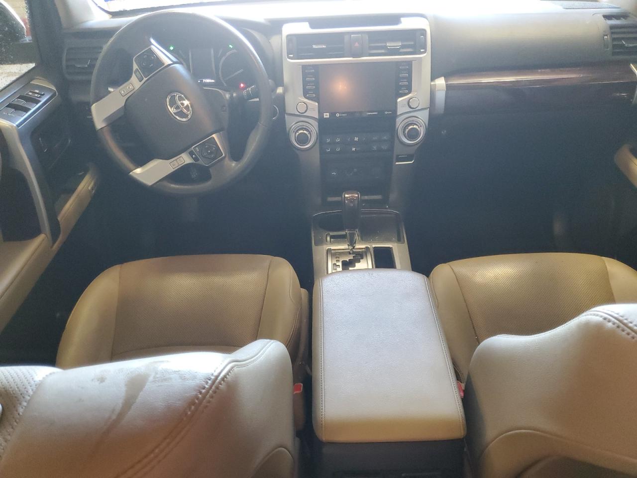 2021 Toyota 4Runner VIN JTEDU5JR3M5229602 Copart auction photo, front end / minor dent/scratches damage thumbnail 8