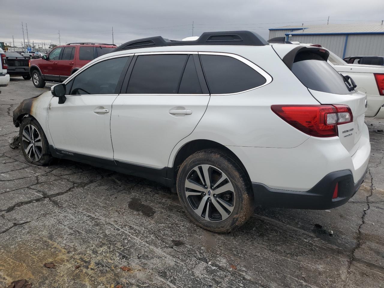 2019 Subaru Outback VIN 4S4BSANCXK3253660 Copart auction photo, burn - engine / burn - interior damage thumbnail 2