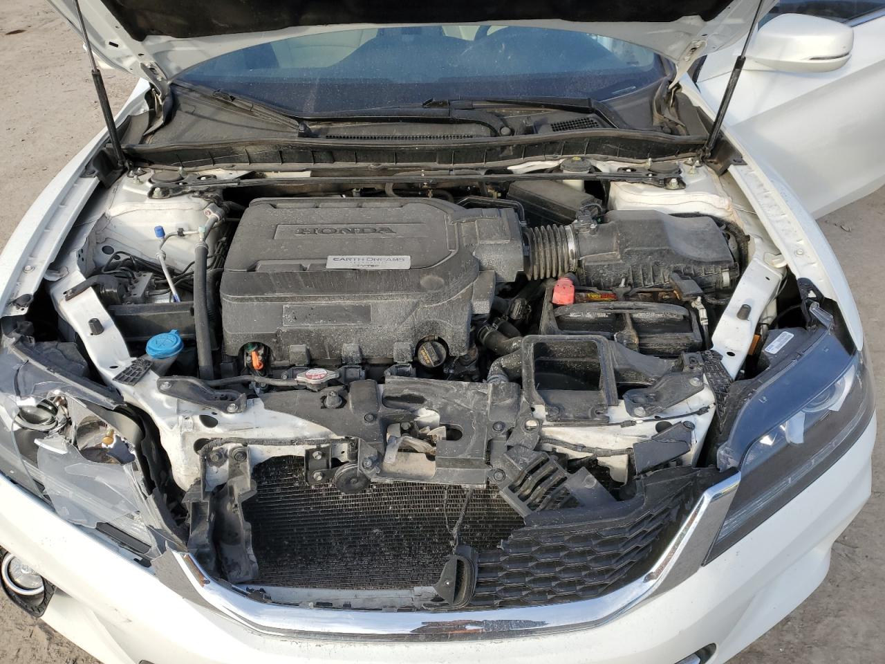 2015 Honda Accord VIN 1HGCT2B82FA007927 Copart auction photo, front end damage thumbnail 11