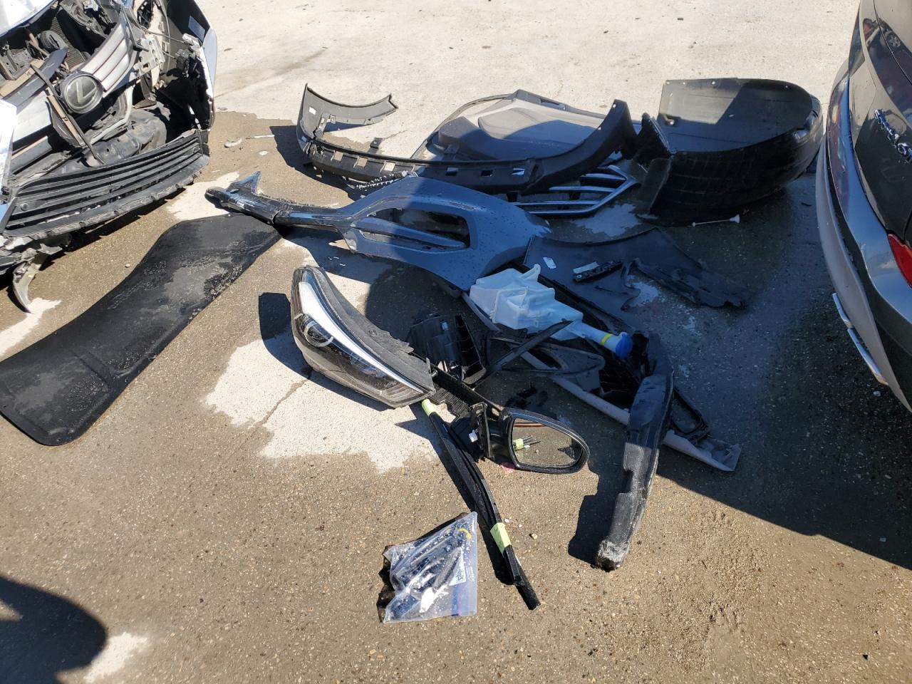 2017 Hyundai Tucson VIN KM8J33A21HU379488 Copart auction photo, side / front end damage thumbnail 13
