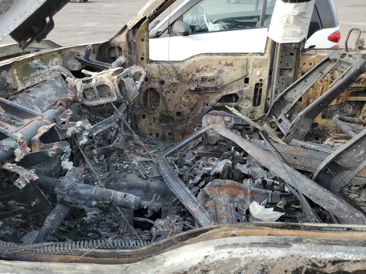 2011 Ford F250 VIN 1FT7W2BTXBEB23200 Copart auction photo, burn damage thumbnail 7