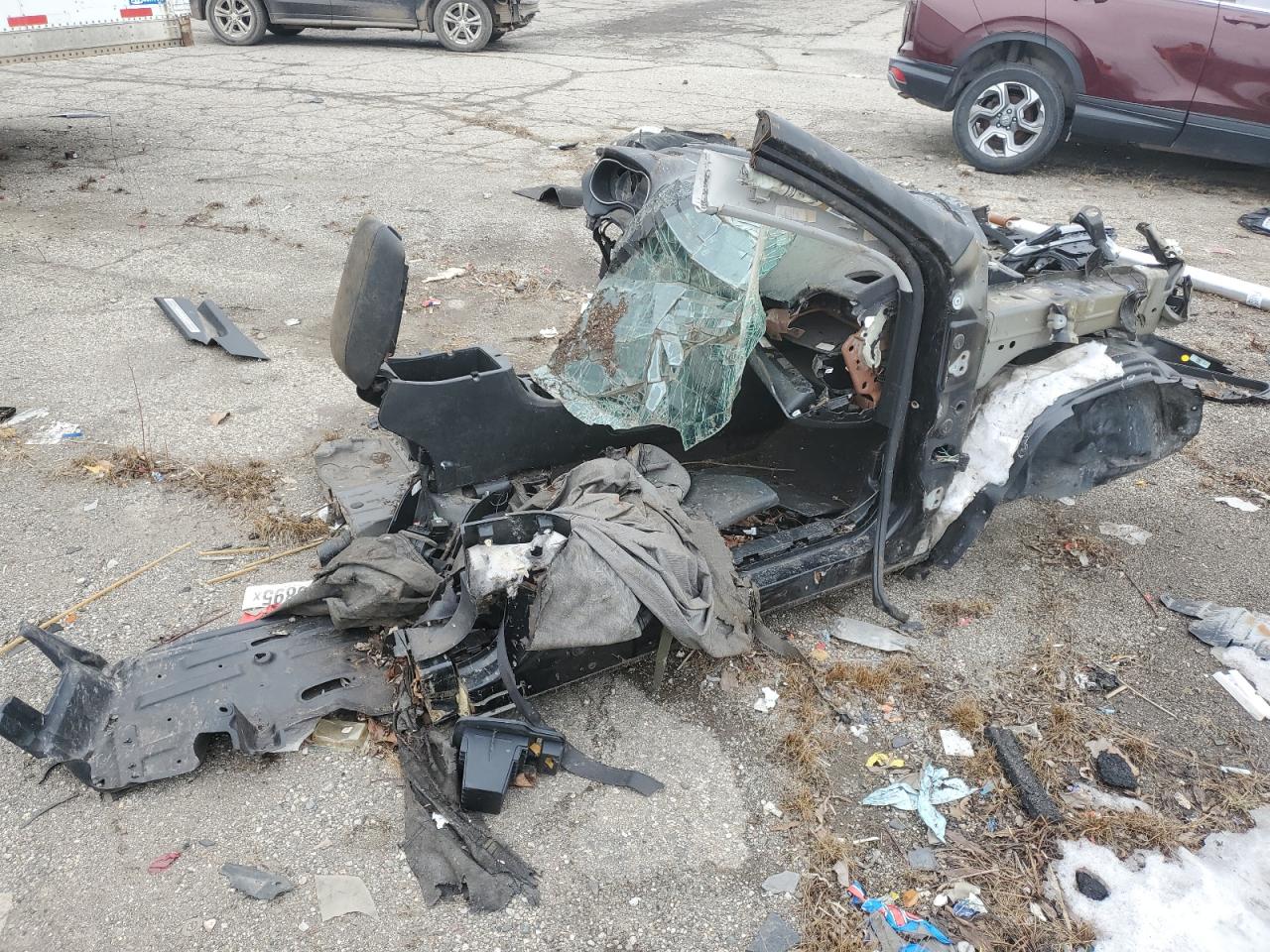 2019 Jeep Grand Cherokee VIN 1C4PJMDN5KD168575 Copart auction photo, stripped damage thumbnail 3