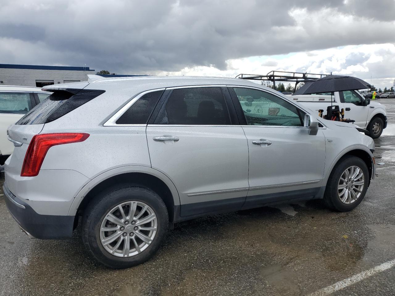 2018 Cadillac XT5 VIN 1GYKNBRS9JZ219430 Copart auction photo, front end damage thumbnail 3