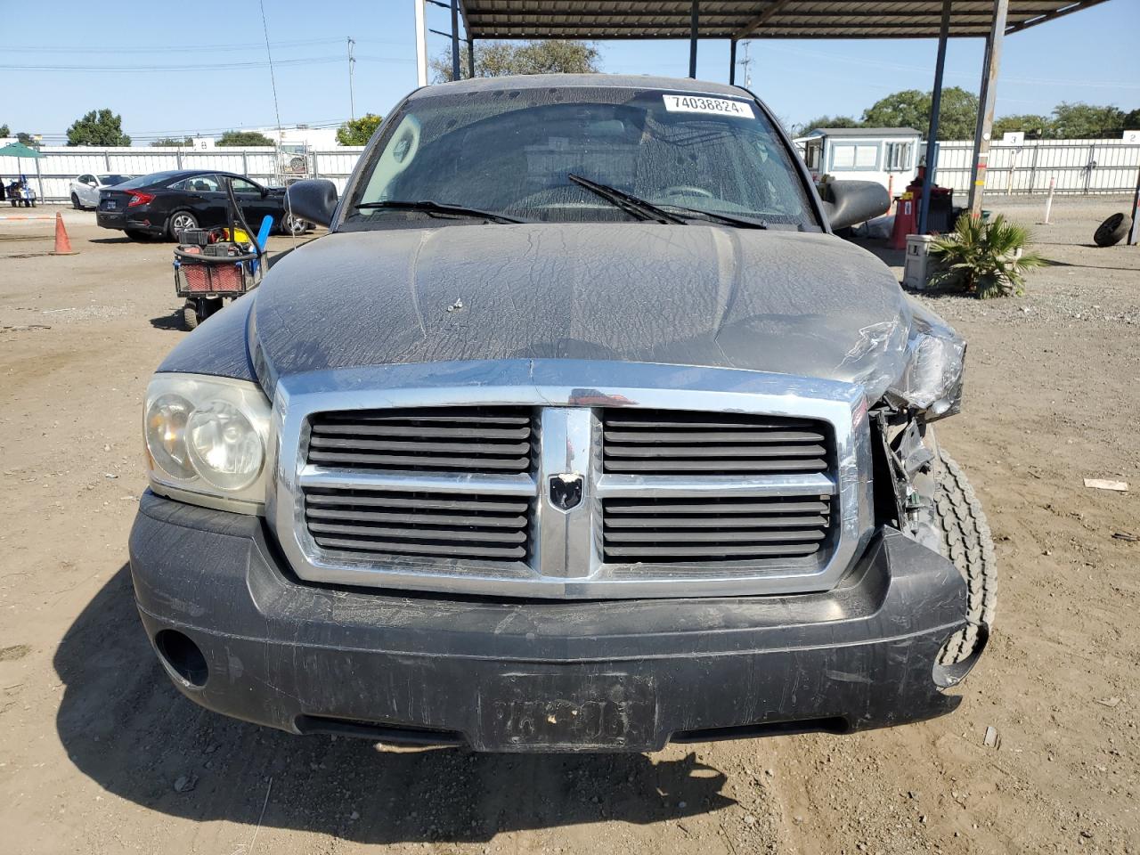 2005 Dodge Dakota VIN 1D7HW22K65S204587 Copart auction photo, front end damage thumbnail 5