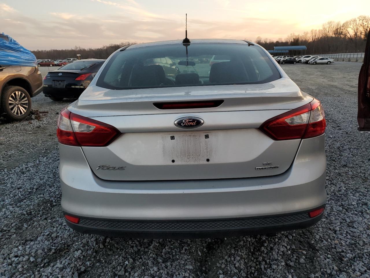 2014 Ford Focus VIN 1FADP3F22EL414996 Copart auction photo, front end damage thumbnail 6