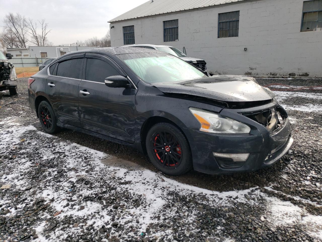 2015 Nissan Altima VIN 1N4AL3AP5FC125680 Copart auction photo, front end / side damage thumbnail 4