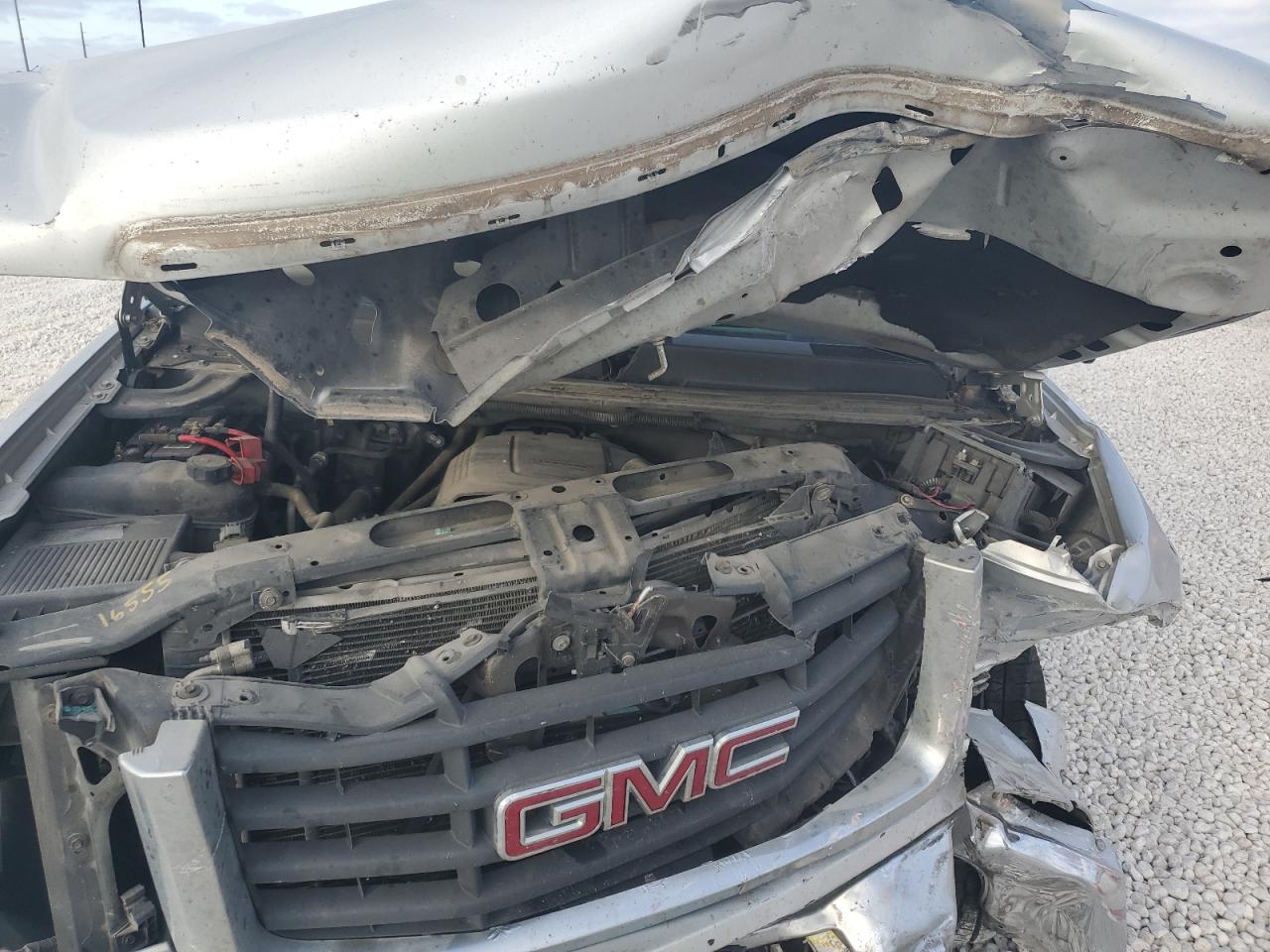 2010 GMC Sierra VIN 1GT4K1BG8AF149590 Copart auction photo, all over damage thumbnail 11