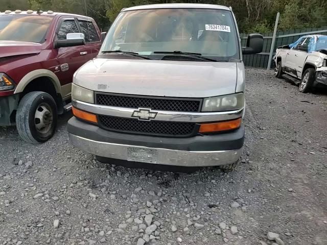 2006 Chevrolet Express VIN 1GAHG39U861103006 Copart auction photo, all over damage thumbnail 12