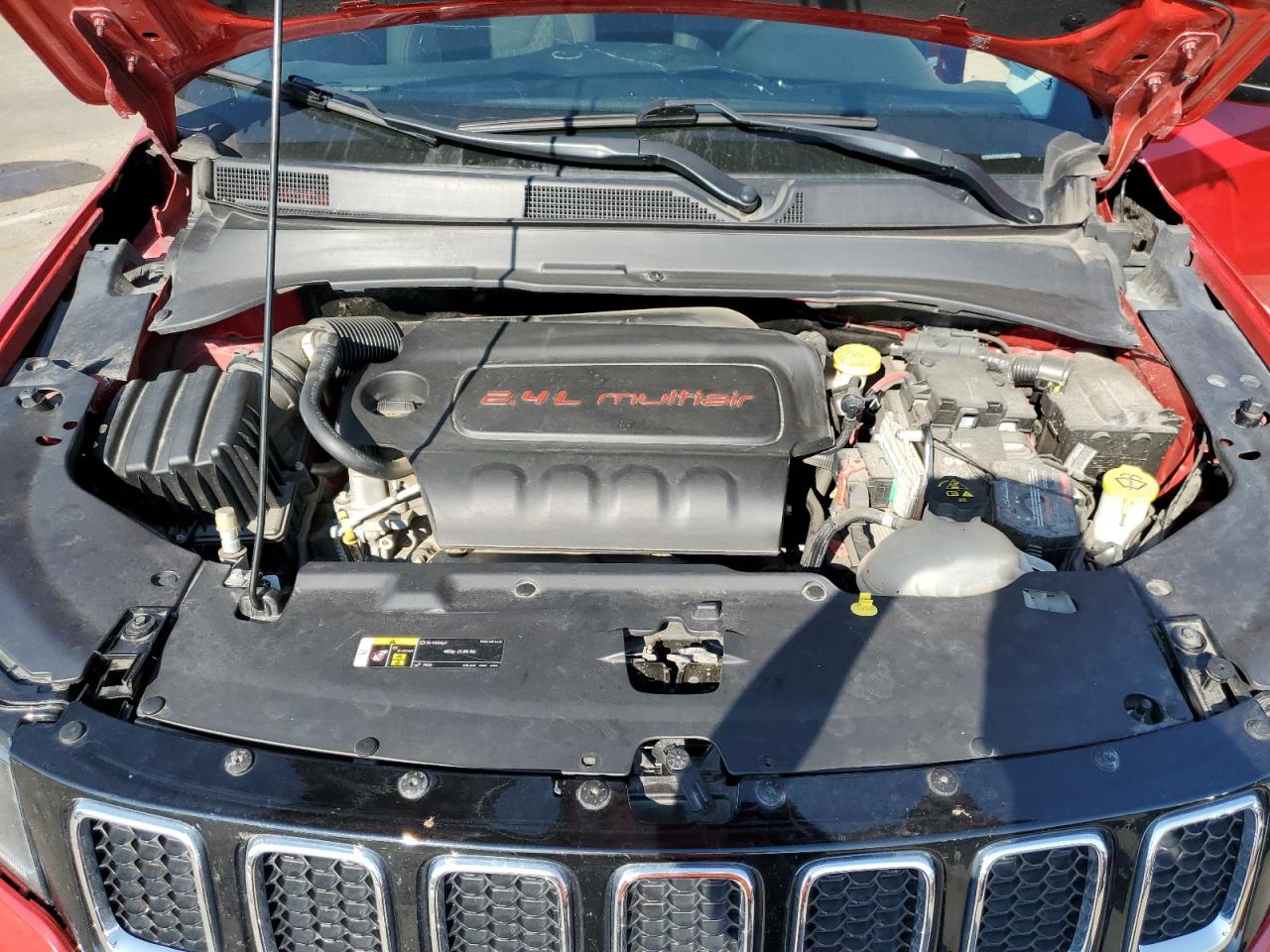 2018 Jeep Compass VIN 3C4NJDAB8JT248883 Copart auction photo, all over / minor dent/scratches damage thumbnail 12