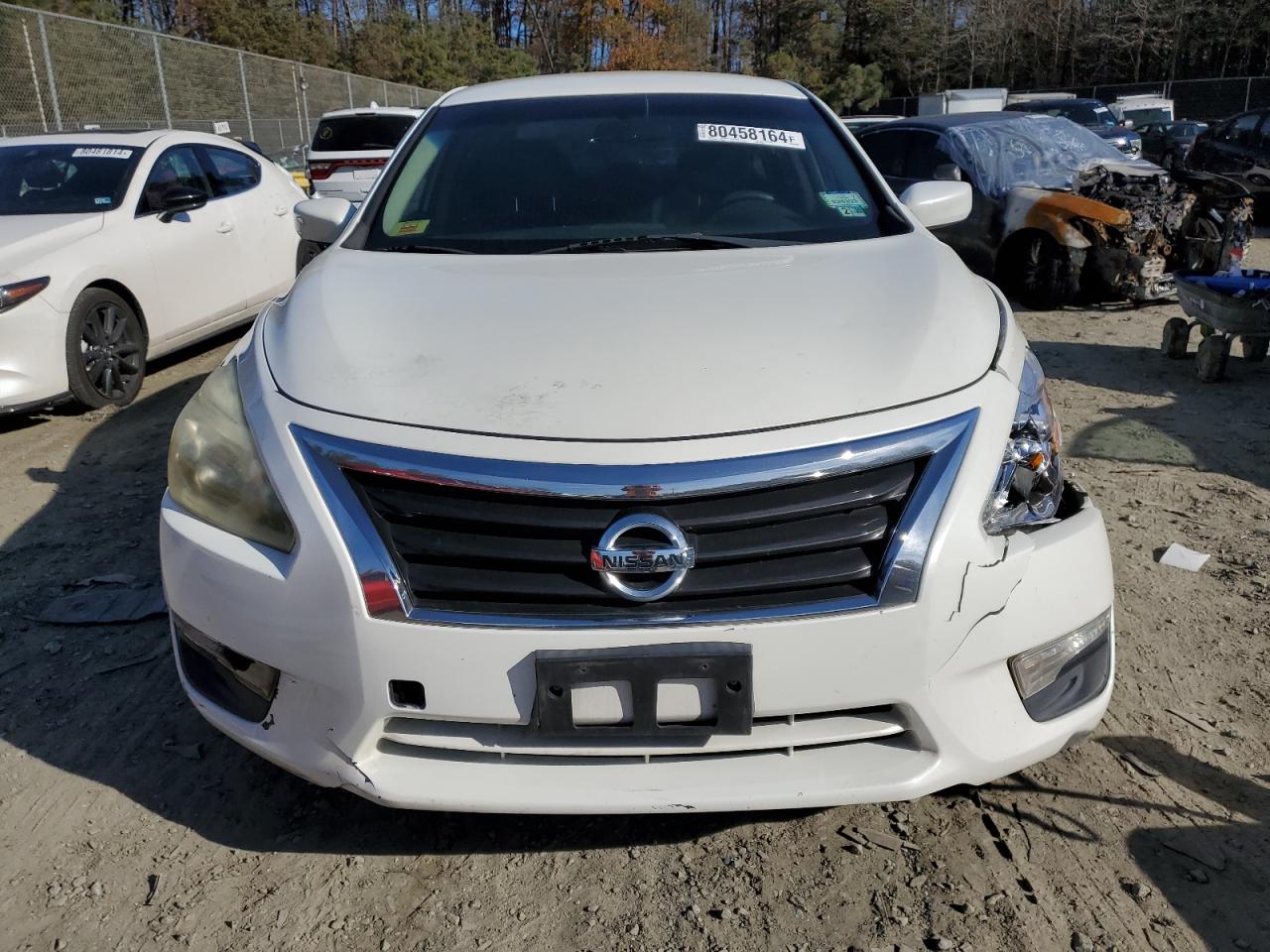 2014 Nissan Altima VIN 1N4AL3AP0EN368106 Copart auction photo, front end / minor dent/scratches damage thumbnail 5