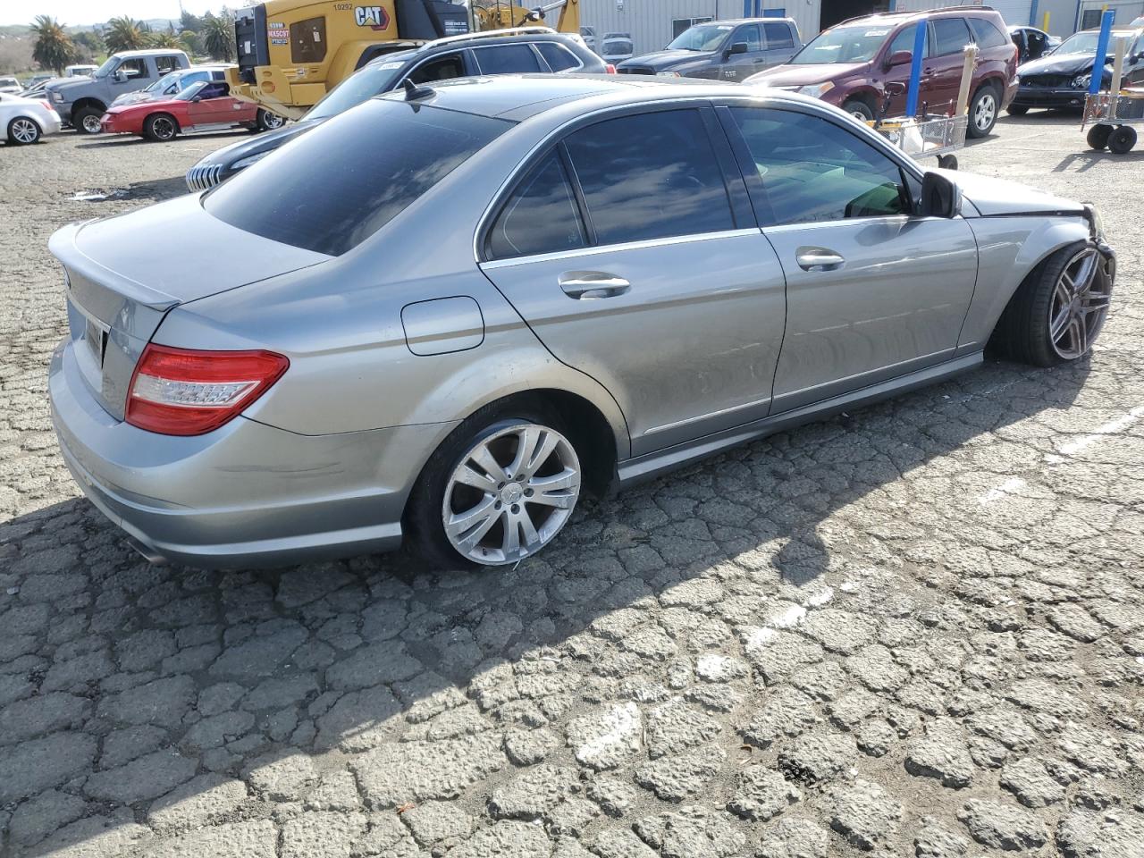 2009 Mercedes-Benz C-klasse VIN WDDGF54X09R052387 Copart auction photo, front end / side damage thumbnail 3