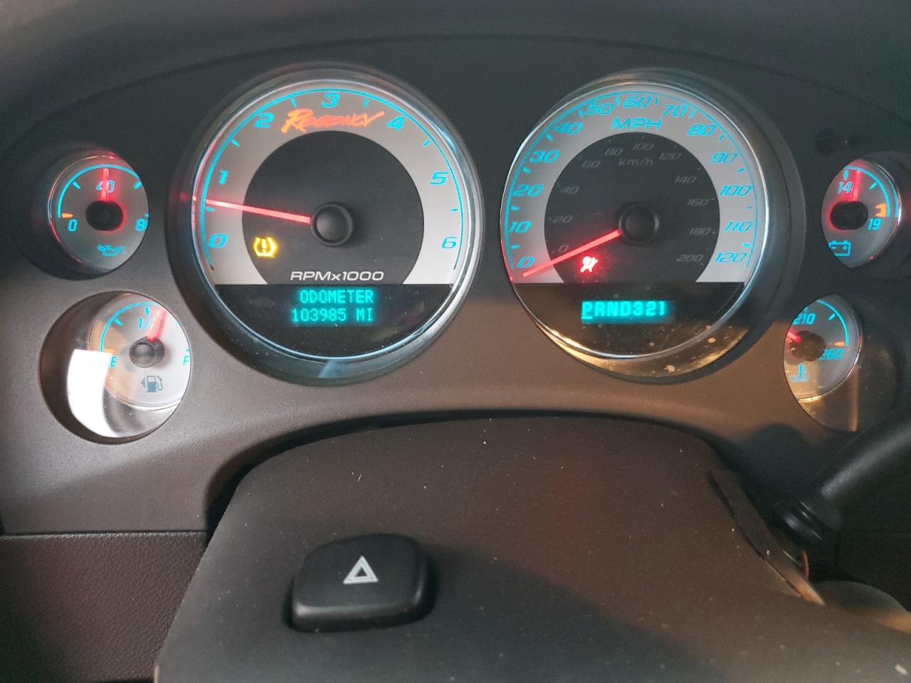 2007 GMC Sierra VIN 3GTEK13M97G524189 Copart auction photo, front end / minor dent/scratches damage thumbnail 9