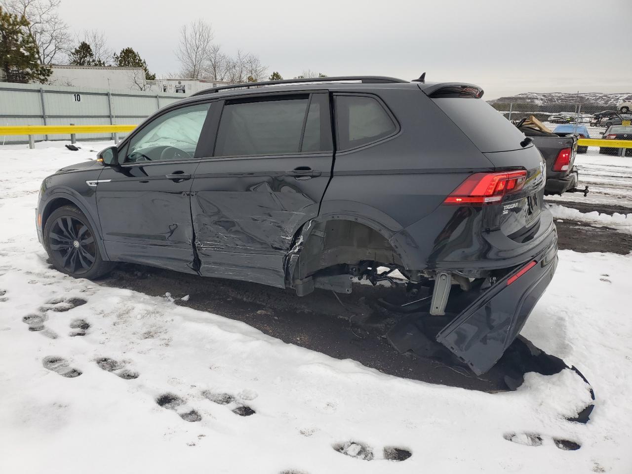 2021 Volkswagen Tiguan VIN 3VV2B7AX0MM088592 Copart auction photo, rear end / side damage thumbnail 2