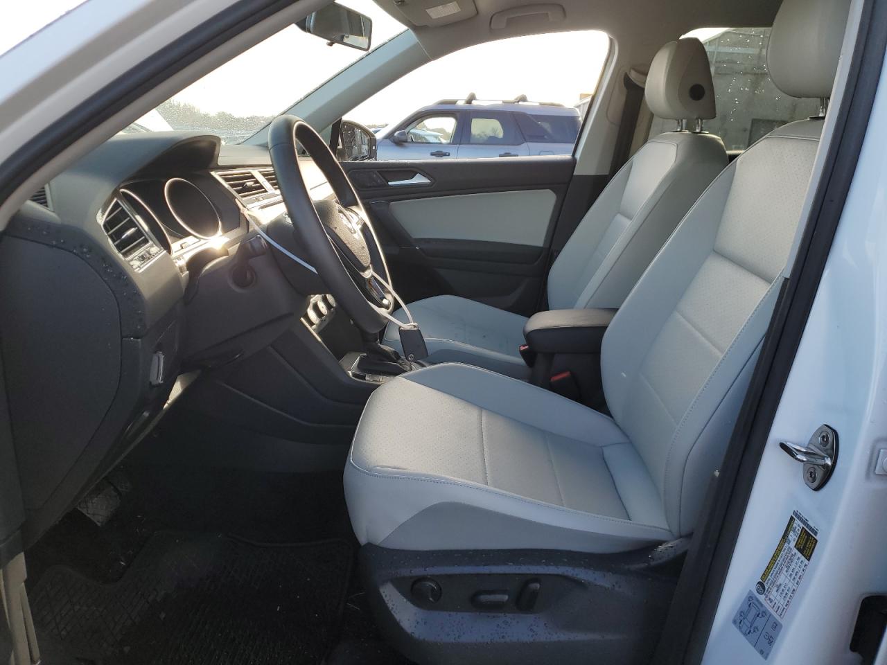 2020 Volkswagen Tiguan VIN 3VV2B7AX2LM076829 Copart auction photo, front end / rear end damage thumbnail 7