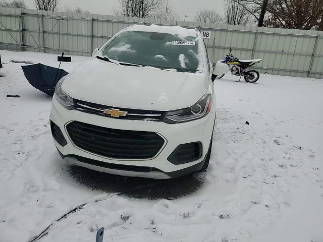 2021 Chevrolet Trax VIN KL7CJLSB2MB326433 Copart auction photo, rear end damage thumbnail 11