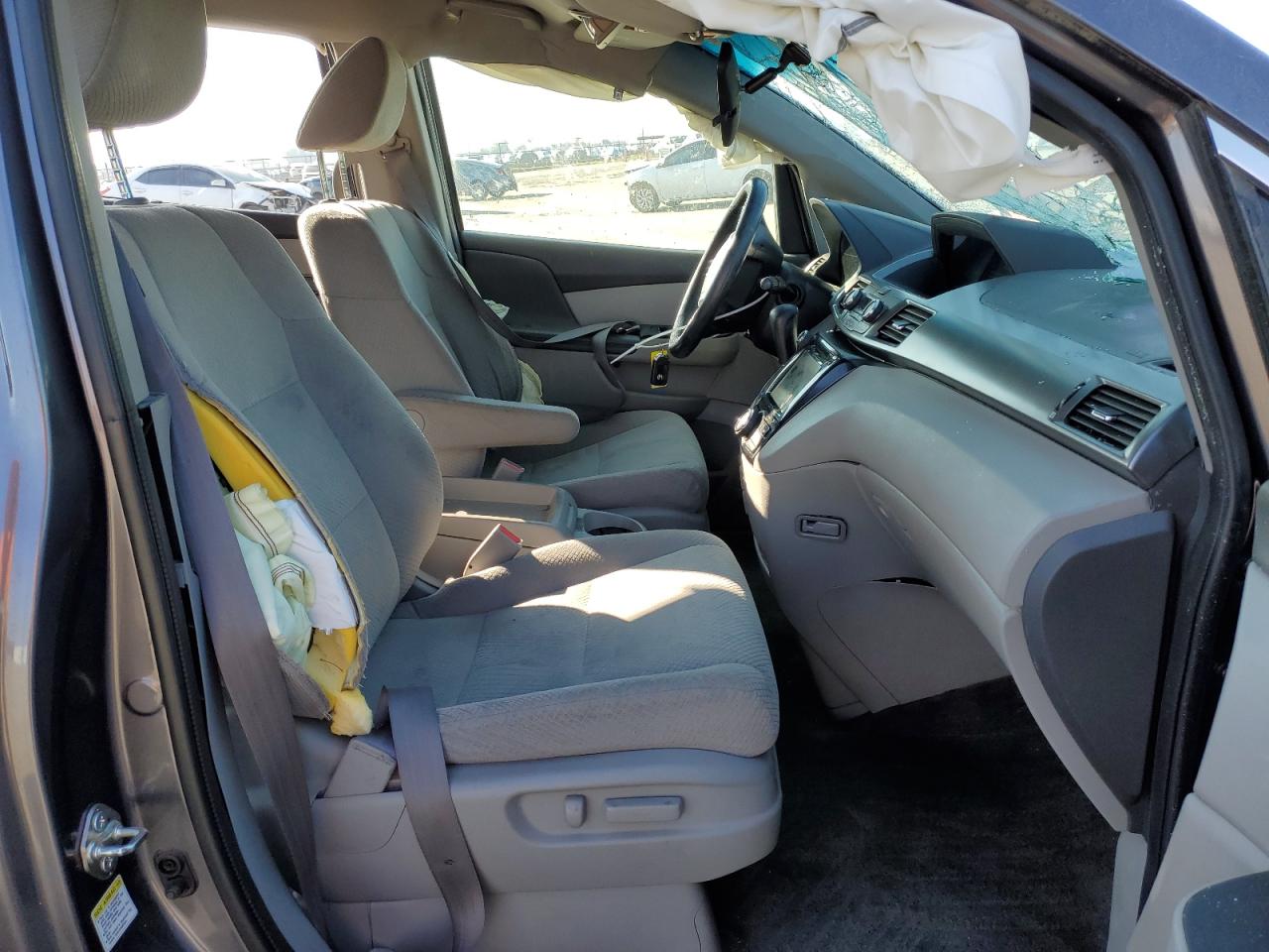 2015 Honda Odyssey VIN 5FNRL5H47FB068891 Copart auction photo, rollover damage thumbnail 7
