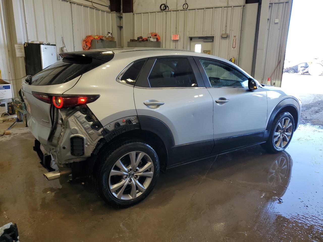 2021 Mazda CX-30 VIN 3MVDMBBL3MM240556 Copart auction photo, rear end damage thumbnail 3